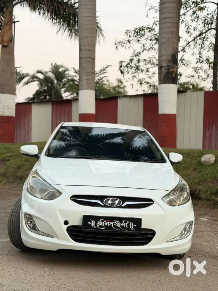 Hyundai Verna 2012 Petrol 77000 Km Driven
