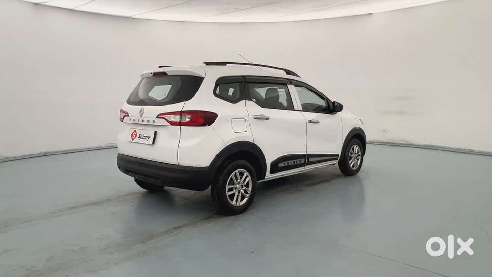 Renault Triber Rxl, 2022, Petrol