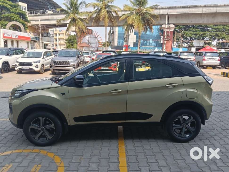 Tata Nexon Xz Plus Luxs, 2023, Petrol