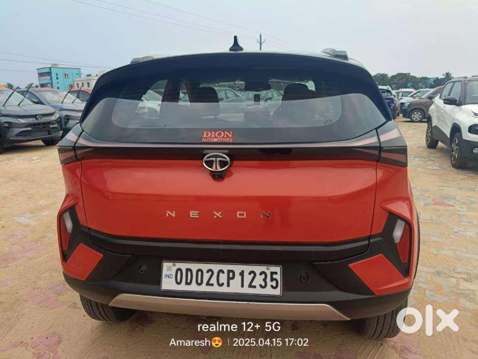 Tata Nexon Fearless Plus Purple 1.5 Revotorq Diesel 6amt Dual Tone, ..