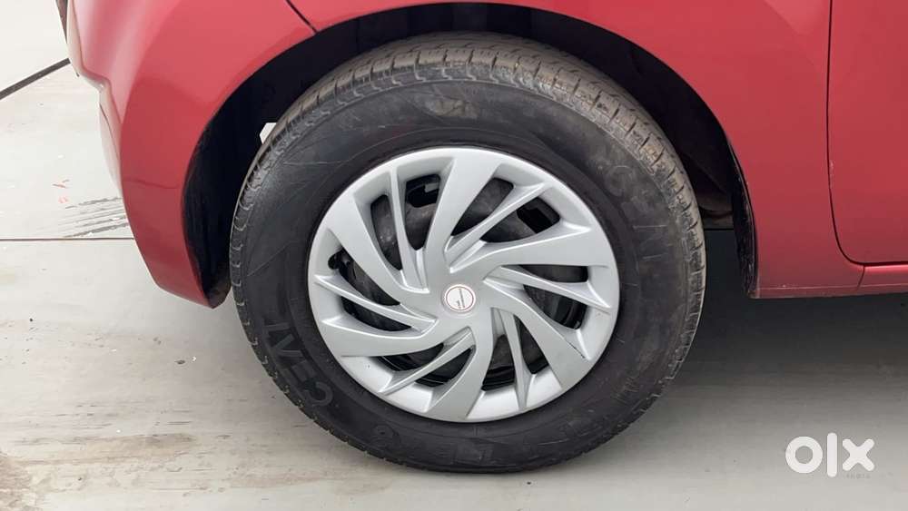 Datsun Redigo T Option, 2017, Petrol