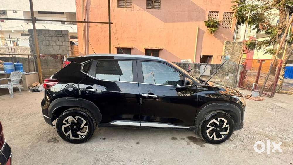 Nissan Magnite 2021 Top End Cvt Black 60k Km