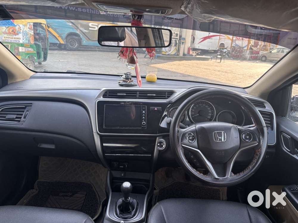 Honda City I-vtec V, 2017, Petrol