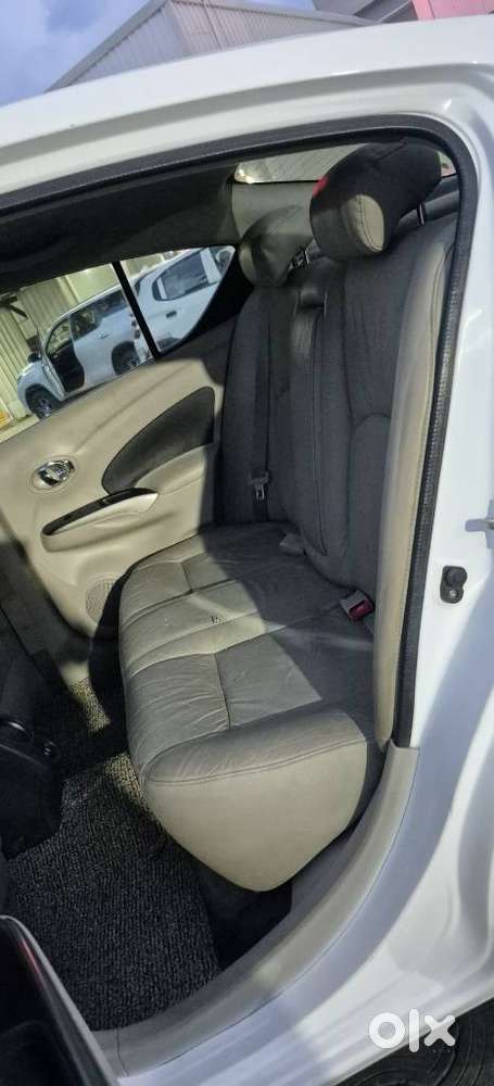 Nissan Sunny Special Edition, 2015, Petrol