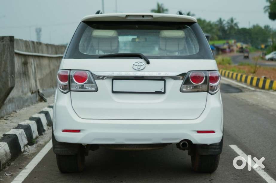 Toyota Fortuner 4x2 At 2.8 Diesel, 2014, Diesel