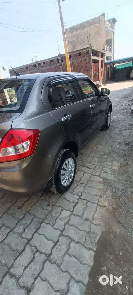 Maruti Suzuki Dzire 2016 Petrol 82000 Km Driven
