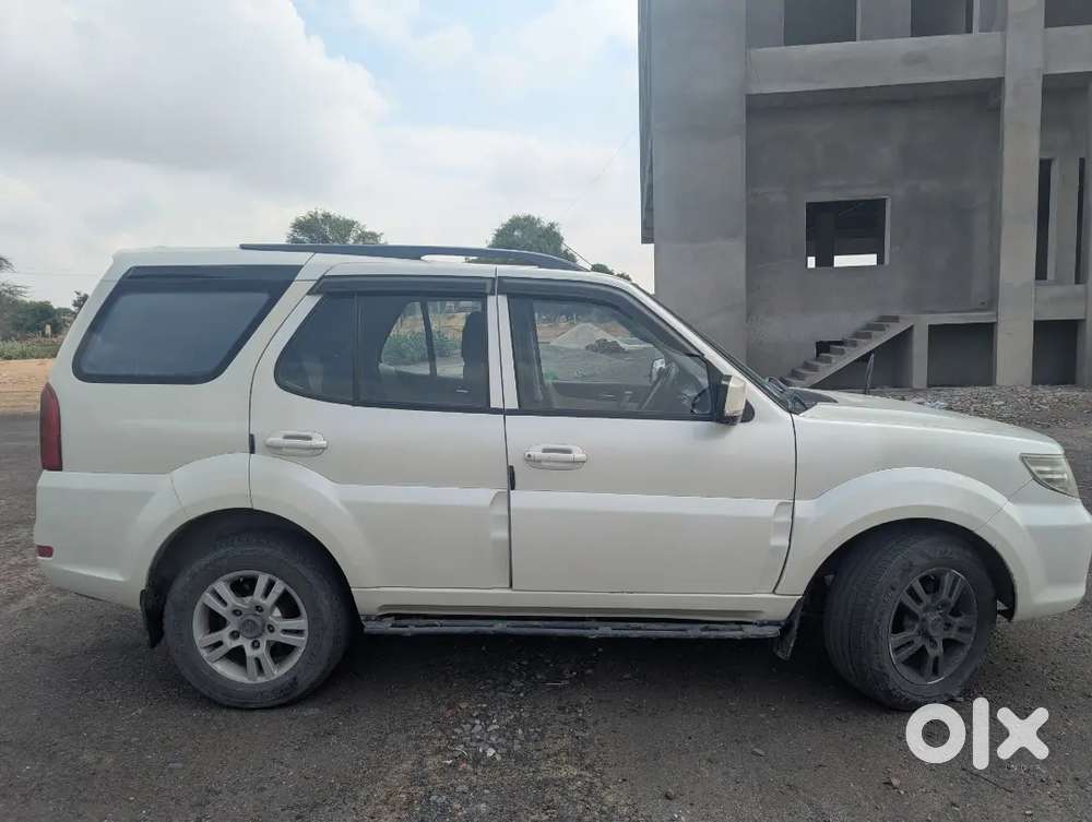 Tata Safari Storme Lx 2014