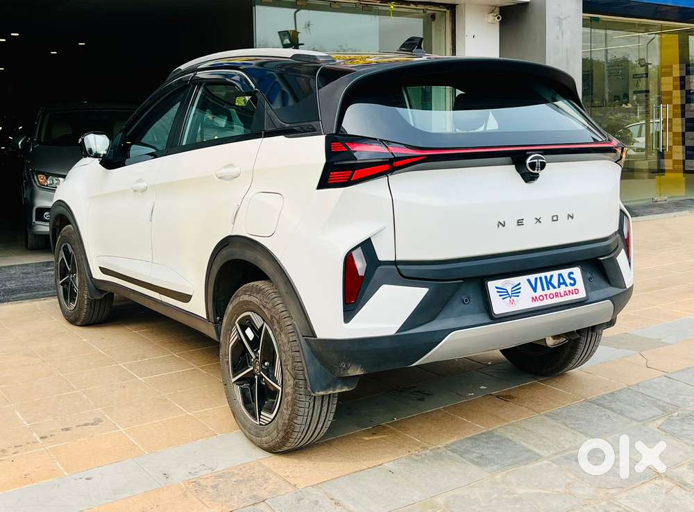 Tata Nexon Fearless Plus S 1.2 Revotron Petrol 7 Dca  Dt, 2024, Petr..