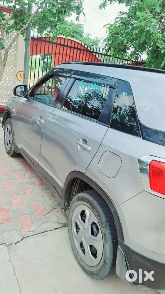 दो दो Maruti Suzuki Brezza Zdi Plus 2017