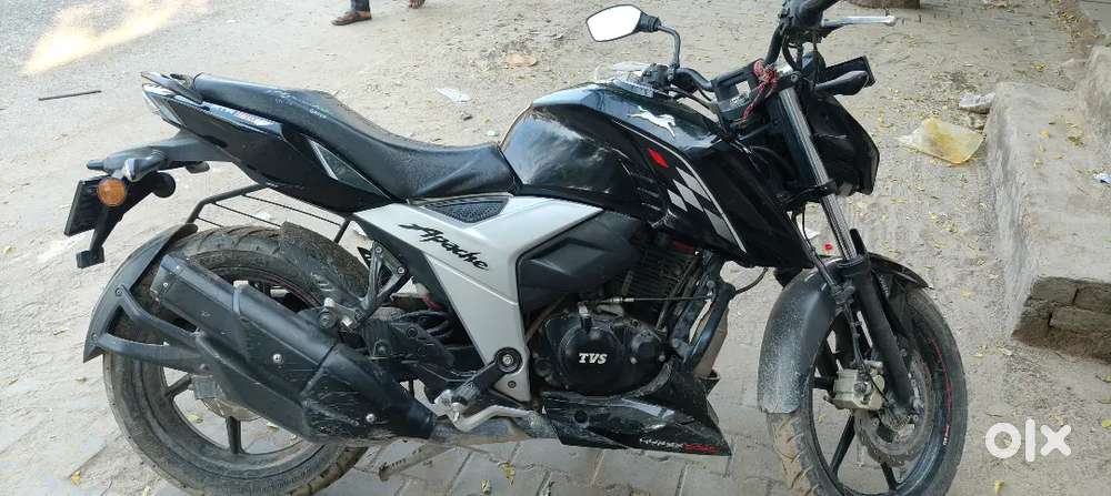 Black Rtr 160 Bike Image Black Colour Tvs Bike Price Apache 160