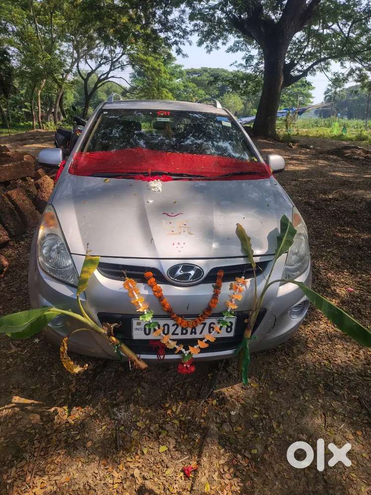 Hyundai I20 2009 Petrol,running 50k Km Rr-oct-2029,millage-19,