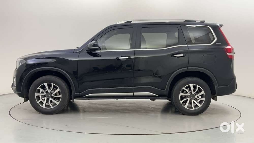 Mahindra Scorpio N Z8 L Petrol At 7 Str, 2023, Petrol