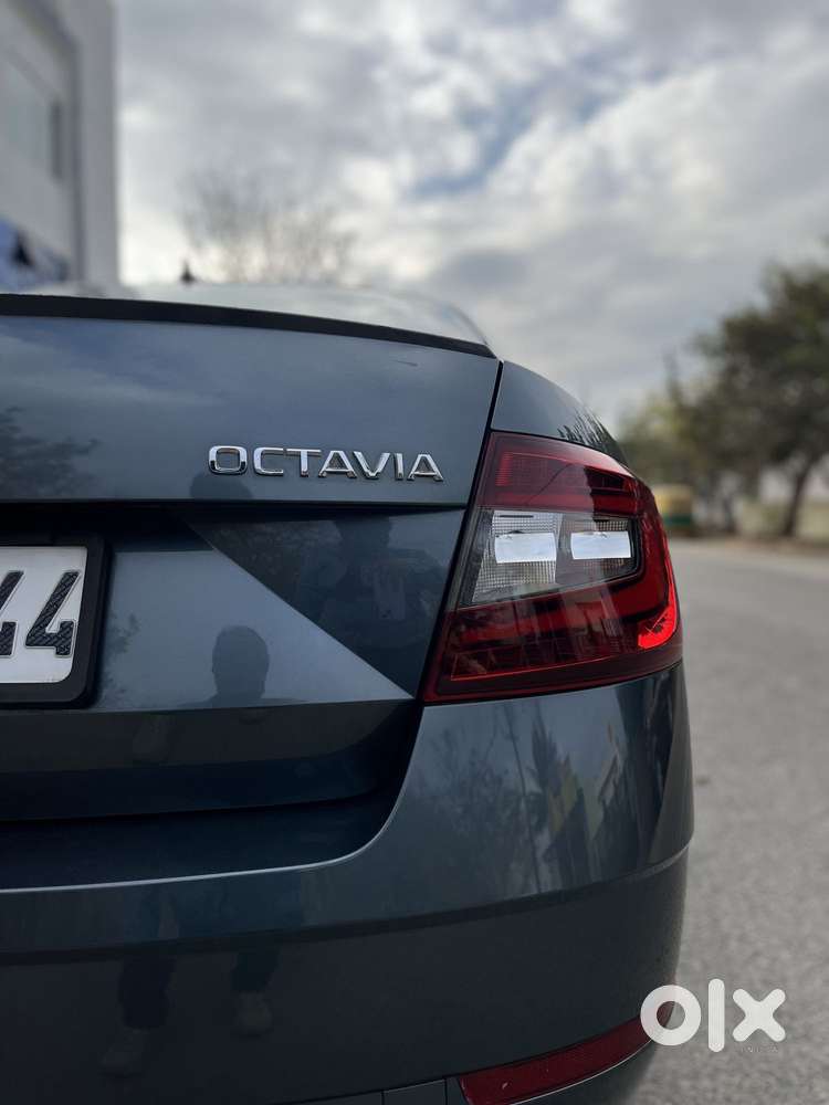 Skoda Octavia 1.8 Tsi At L K, 2018, Petrol