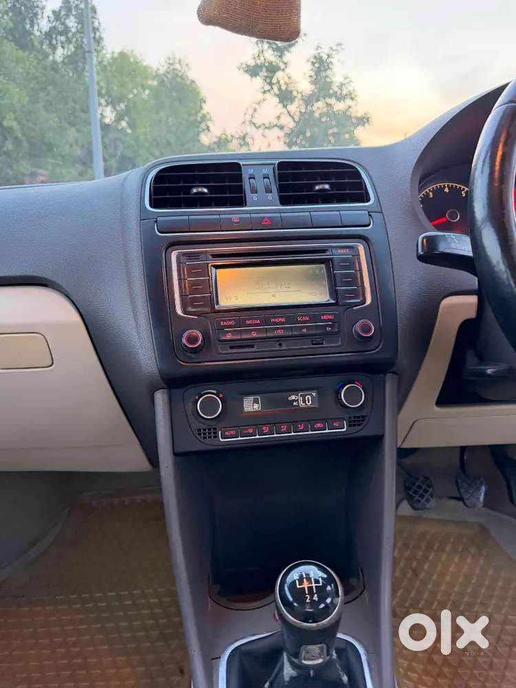 Volkswagen Vento 2013 Petrol 81000 Km Driven