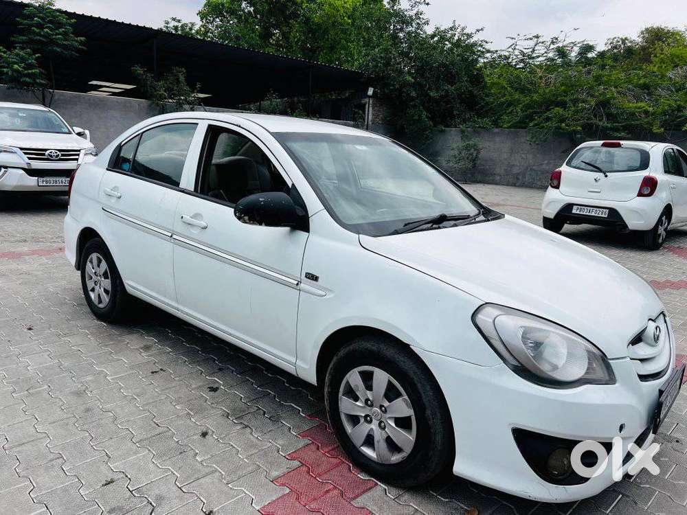 Hyundai Verna Crdi Vgt Sx 1.5, 2011, Diesel
