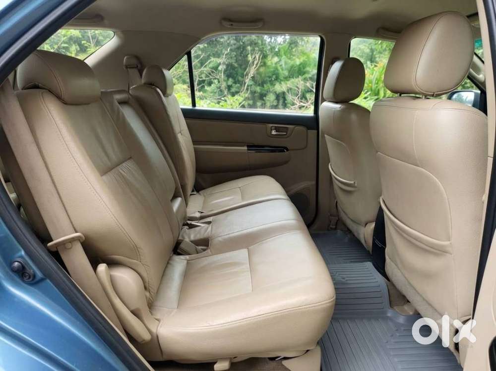 Toyota Fortuner 2014 Diesel 385000 Km Driven