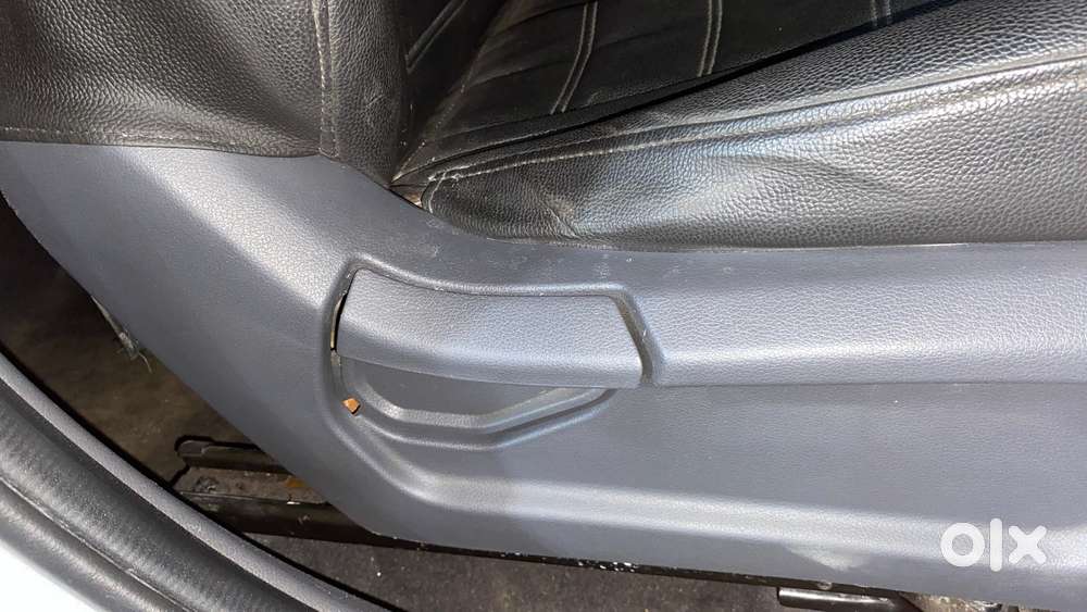 Hyundai Aura 1.2 E Petrol Mt, 2020, Petrol