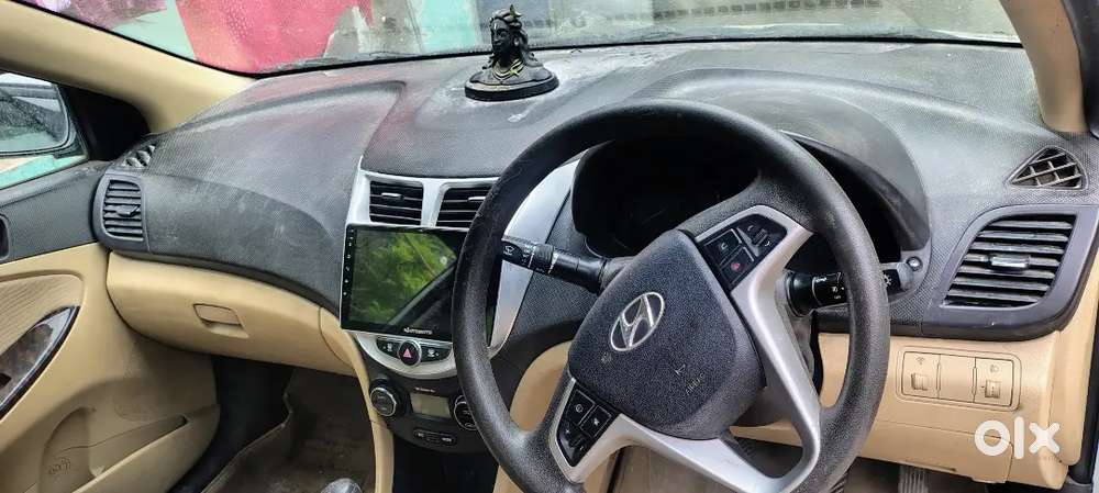Hyundai Verna 1.6 Sx 2011