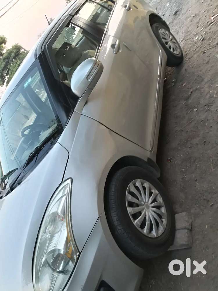 Maruti Suzuki Dzire 2015 Diesel 97000 Km Driven