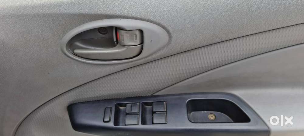 Toyota Etios Liva G Xclusive Edition, 2011, Petrol