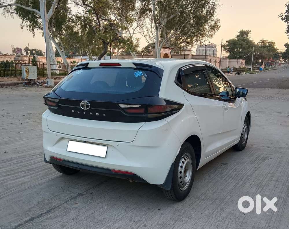 Tata Altroz Xe Cng, 2021, Cng & Hybrids