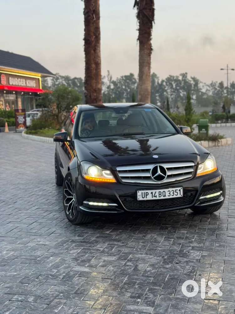 Mercedes-benz C-class 2013 Diesel 84000 Km Driven