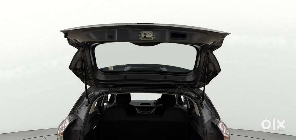 Tata Nexon 1.5 Revotorq Xma Amt (s), 2021, Petrol