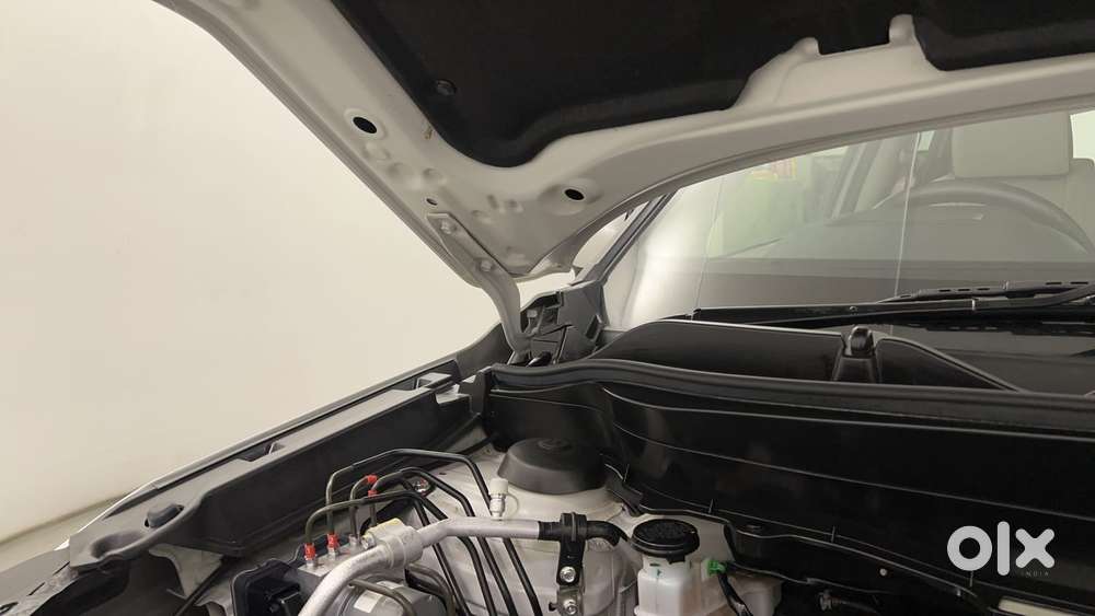 Maruti Suzuki Grand Vitara 1.5 Alpha Smart Hybrid At, 2025, Petrol