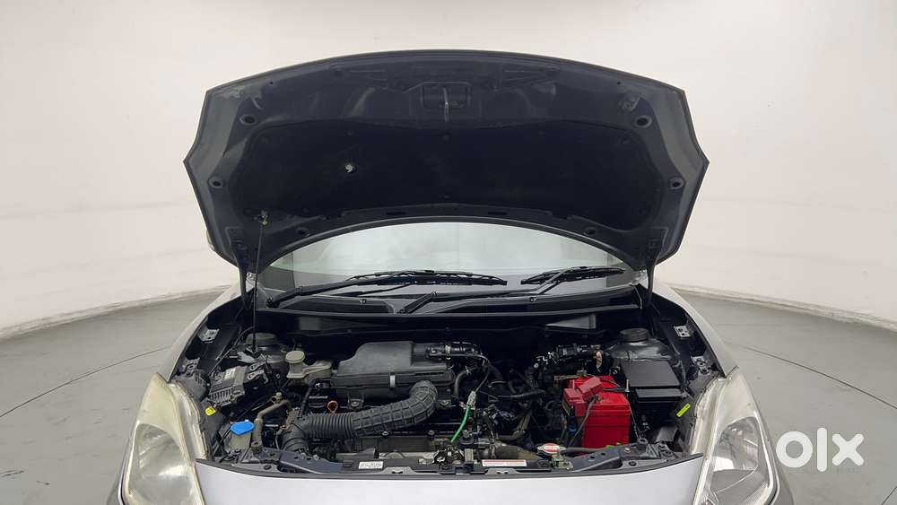 Maruti Suzuki Dzire 1.2 Vxi Cng, 2022, Cng & Hybrids