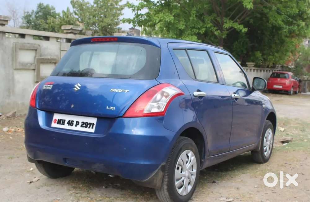 Maruti Swift Lxi Petrol 2012