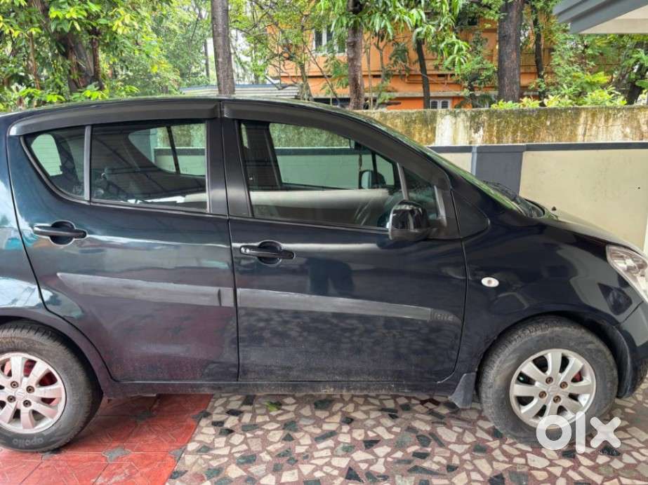 Maruti Suzuki Ritz Zxi, 2013, Petrol