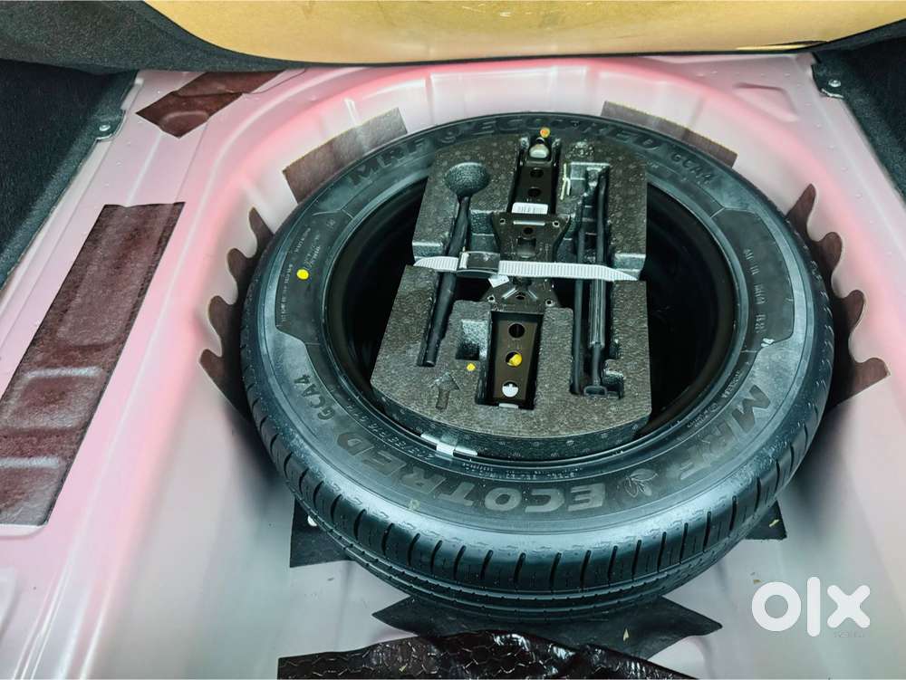 Skoda Slavia 1.5 Tsi Style Dsg, 2023, Petrol