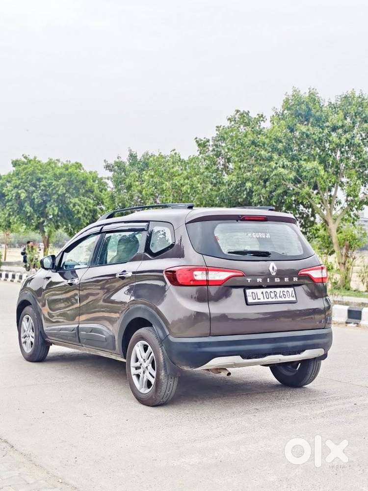 Renault Triber Rxz, 2022, Petrol