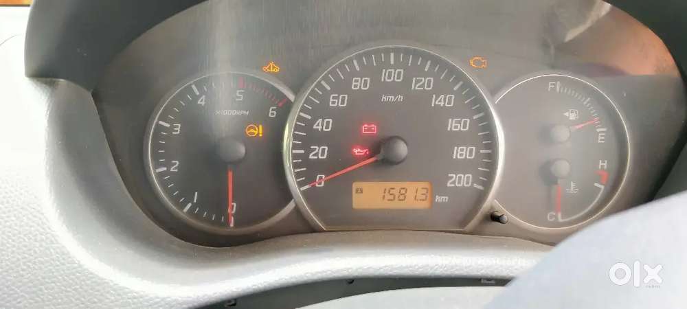 Maruti Suzuki Swift Dzire 2011