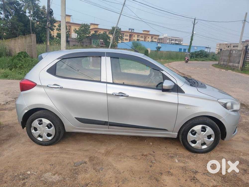 Tata Tiago 1.2 Revotron Xt Rhythm, 2019, Petrol