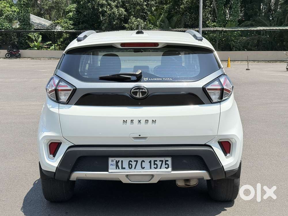 Tata Nexon Amt Xza Plus, 2020, Petrol