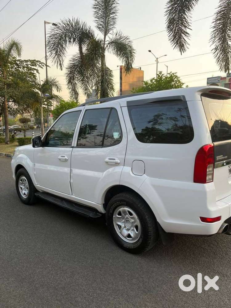 Tata Safari Storme Lx, 2013, Diesel