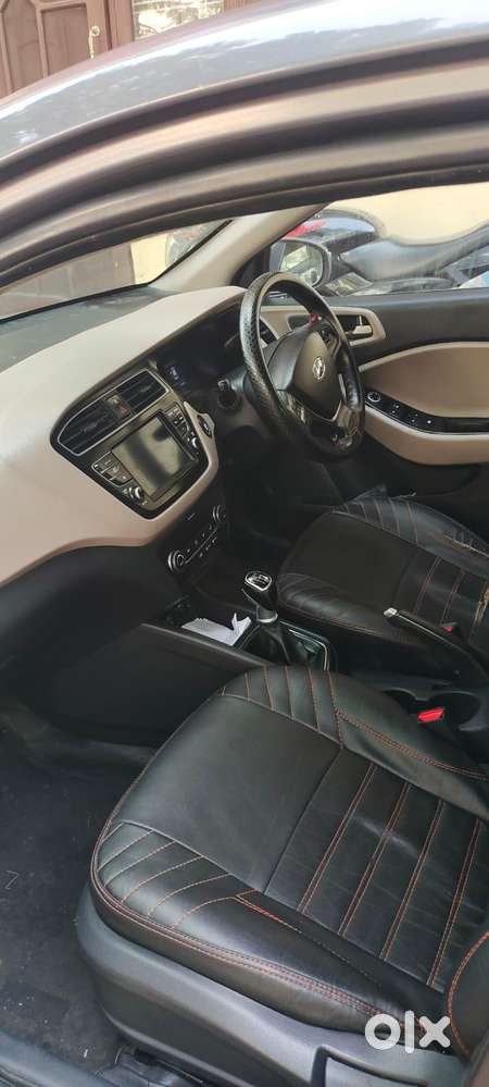 Hyundai I20 Asta (o) 1.2 Mt Dual Tone, 2019, Diesel