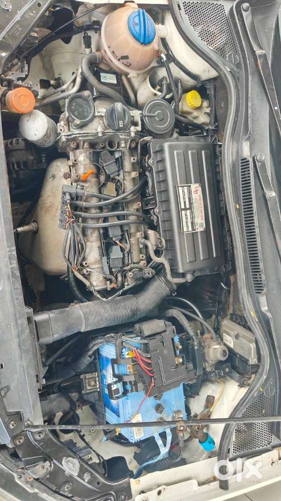 Volkswagen Vento 1.2 Highline Plus At 16 Alloy, 2011, Cng & Hybrids