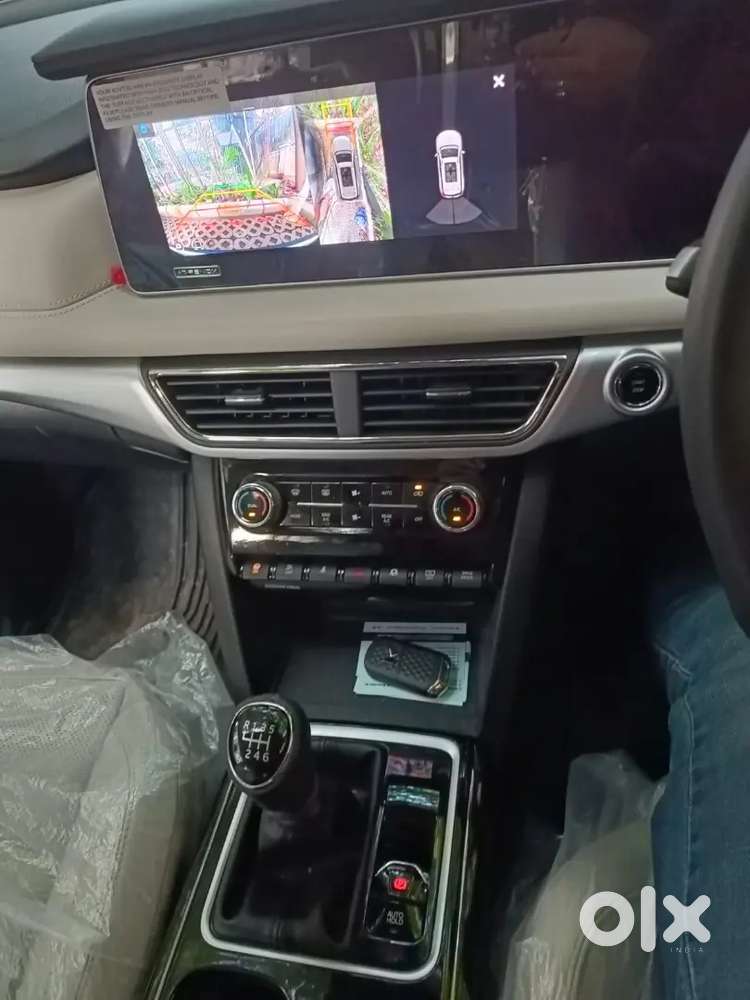 Mahindra Xuv700 Diesel 7 Manual Luxury 2025
