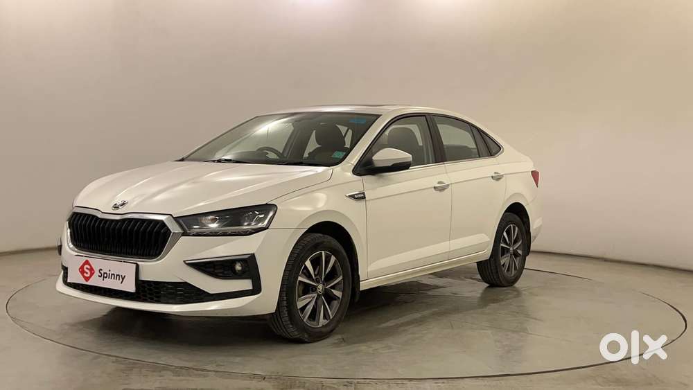 Skoda Slavia Style 1.0l Tsi Mt, 2022, Petrol