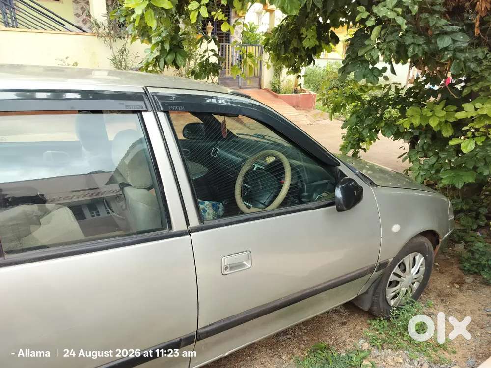 Maruti Suzuki Esteem Lx 2005 Petrol