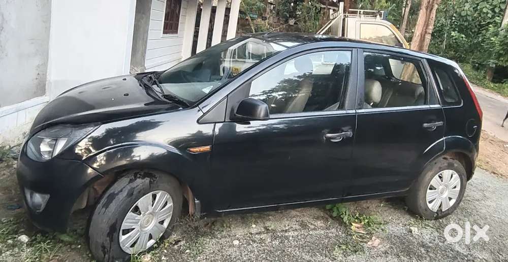 Ford Figo 1.2 Petrol 2011