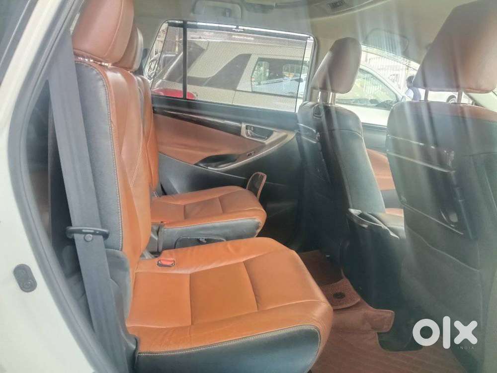 Toyota Innova Crysta, 2016, Diesel