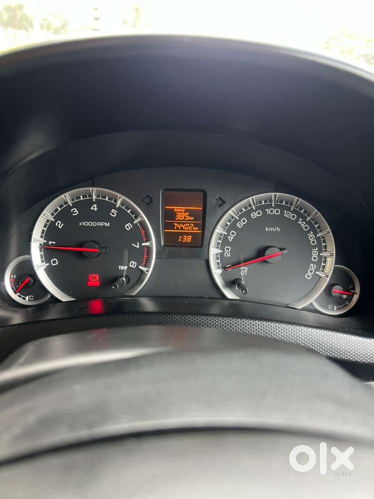 Maruti Suzuki Swift Petrol 2016