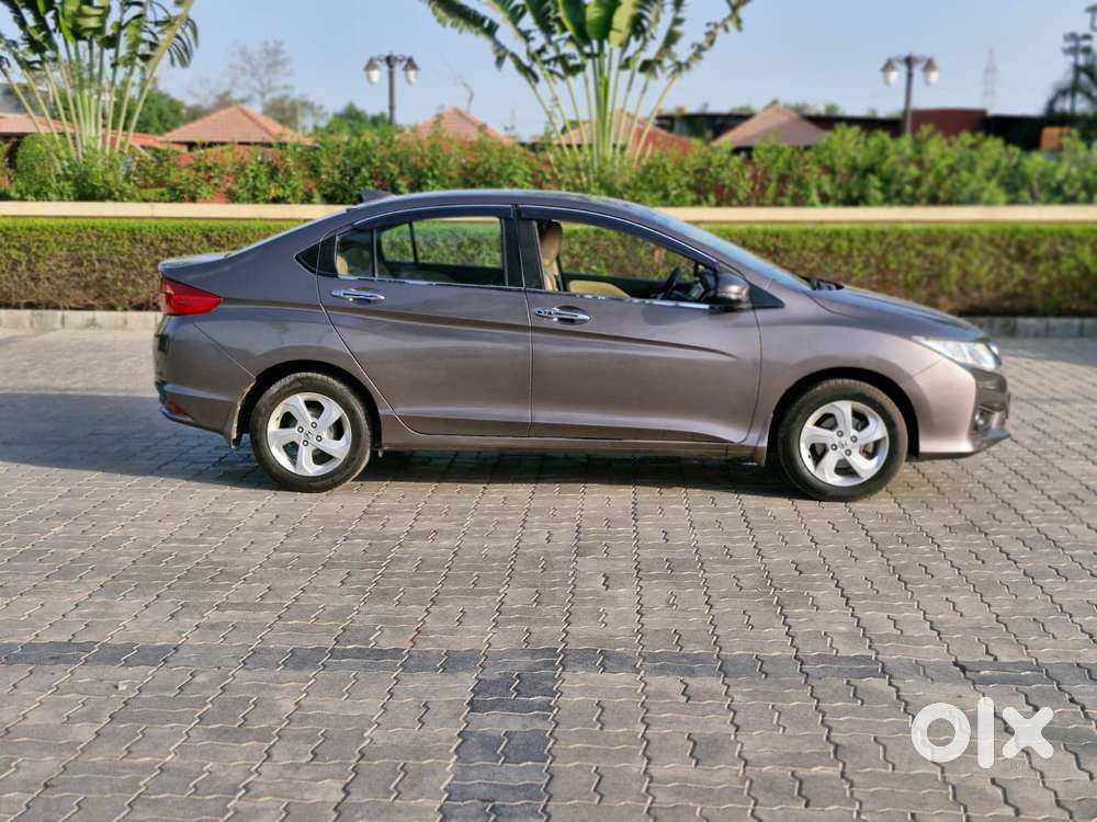 Honda City V At, 2015, Petrol