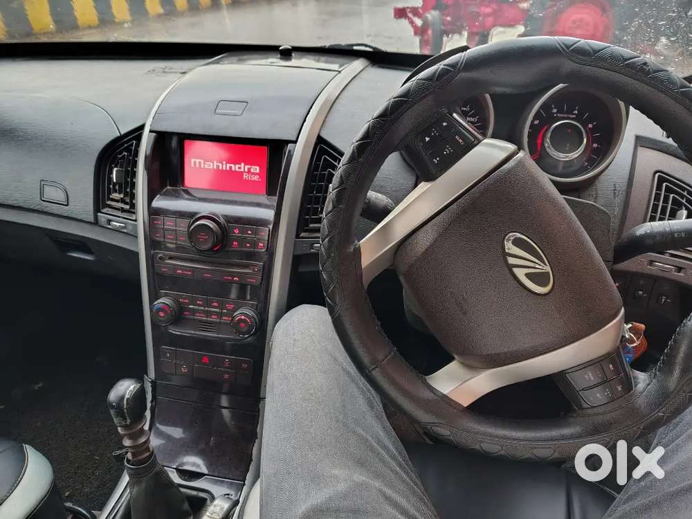 Mahindra Xuv500 2012
