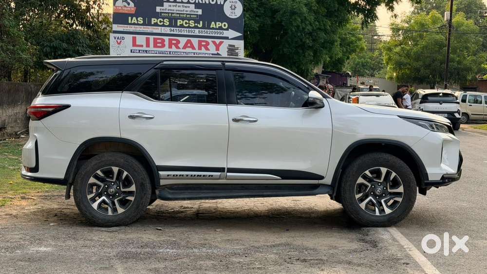 Toyota Fortuner Legender 4x2 At 2.8, 2024, Diesel