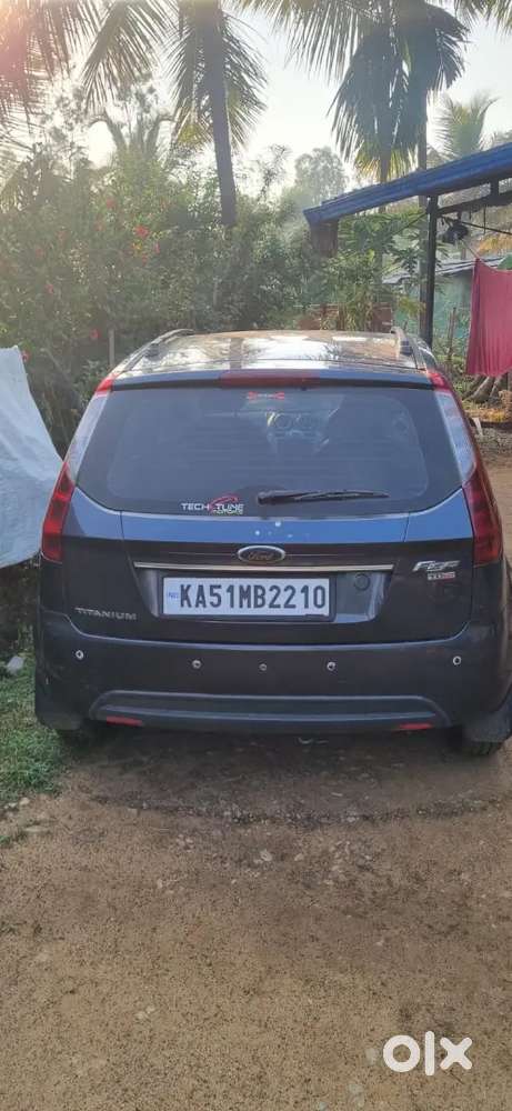 Ford Figo 2011 Diesel 120000 Km Driven