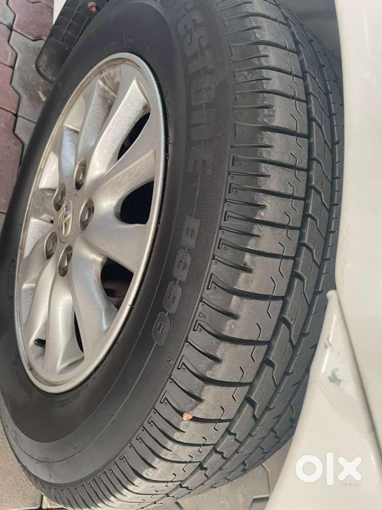 Toyota Innova 2.5 V 7seater Crysta Edition, 2014, Diesel